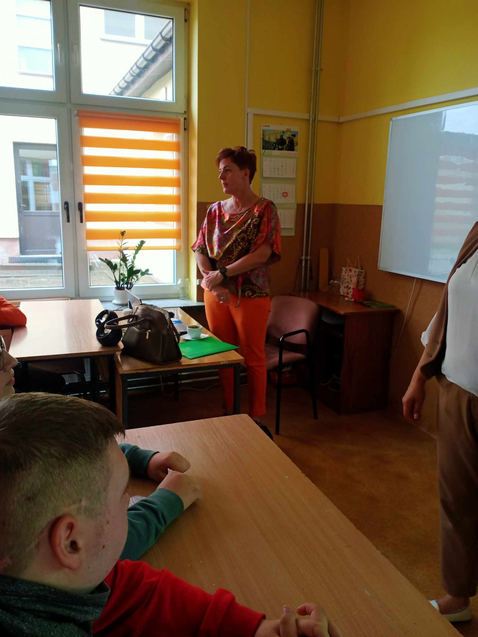 dfe4f0f9-0487-4878-be99-10b6865e134f (1)